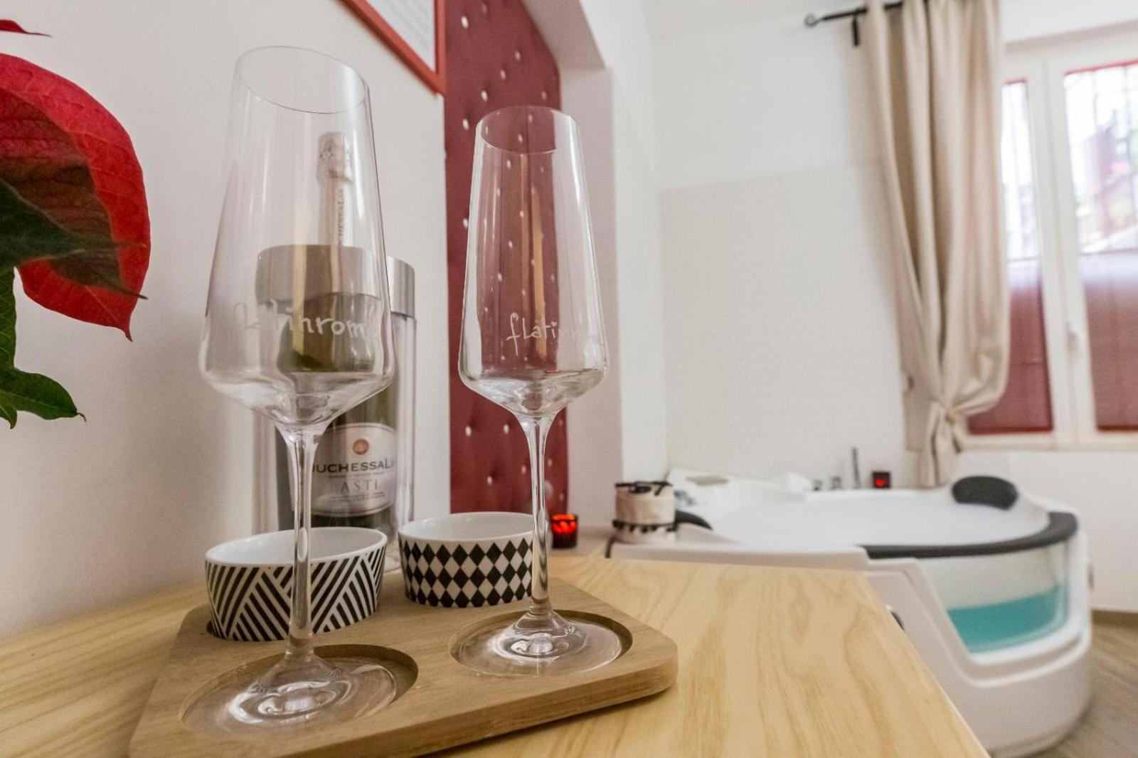 Flatinrome Trastevere Deluxe Rooms - Green Patio Roma Exterior foto
