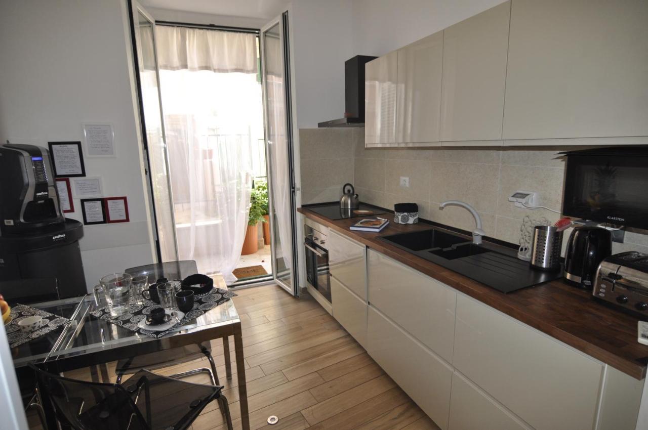 Flatinrome Trastevere Deluxe Rooms - Green Patio Roma Exterior foto