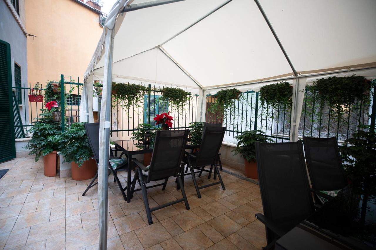Flatinrome Trastevere Deluxe Rooms - Green Patio Roma Exterior foto